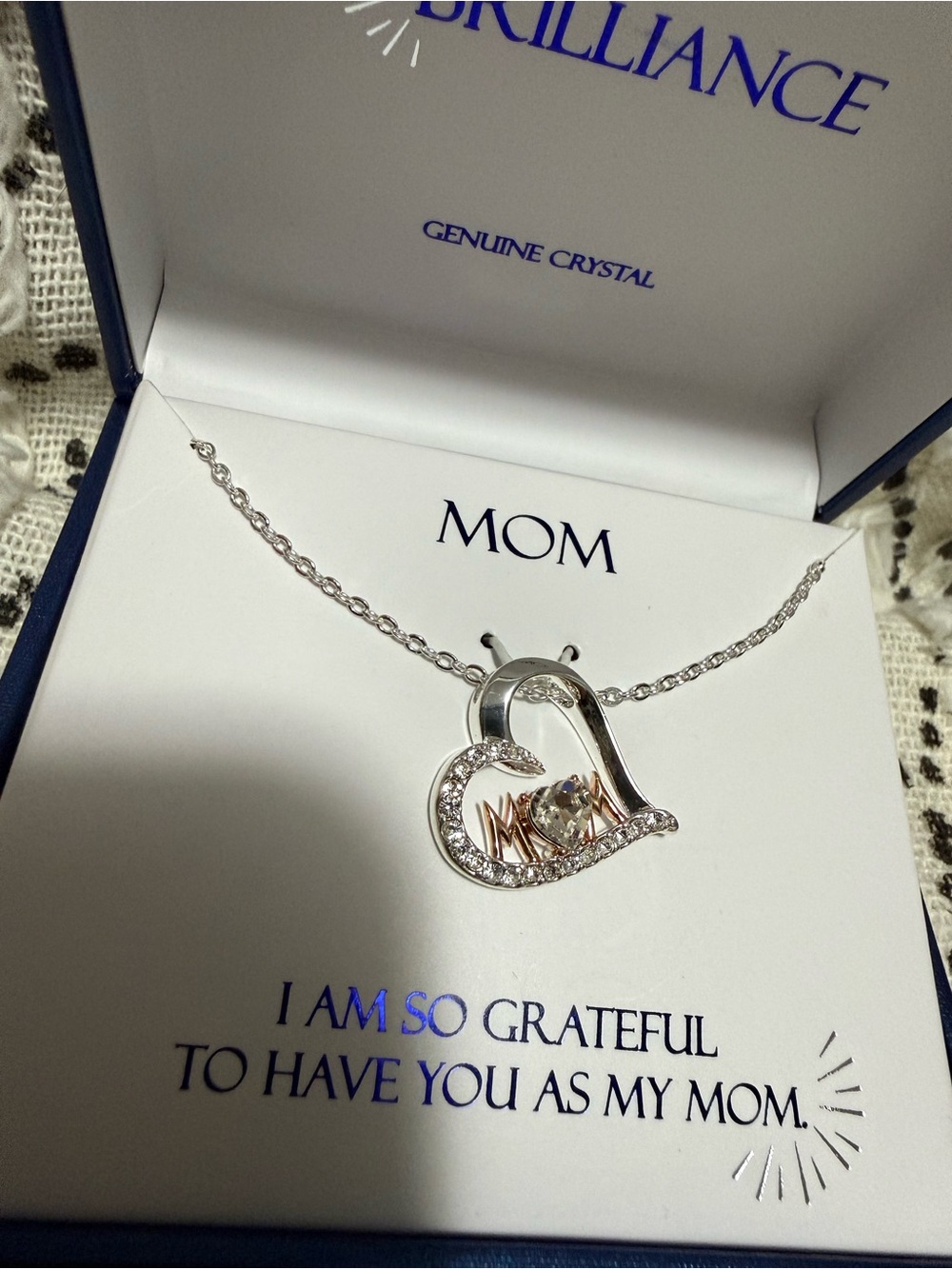 Mom Heart Pendant Necklace in Silver - Picture 3 of 6